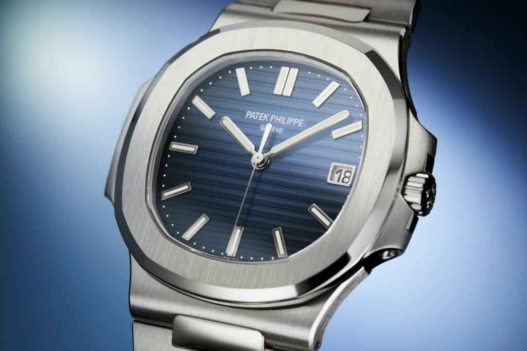 Patek Philippe Introduces the New Nautilus 5811/1G In White Gold