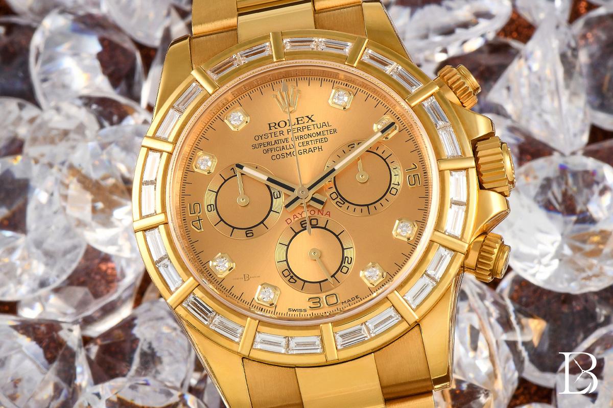 Floyd Mayweather Showed Off 2 New Diamond Covered Watches on Instagram